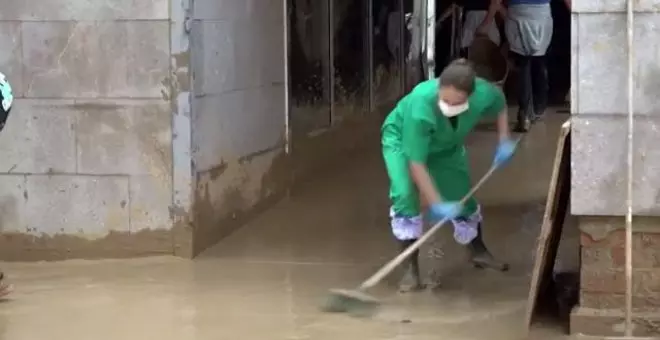 Las autoridades sanitarias alertan sobre el riesgo de infecciones tras la DANA