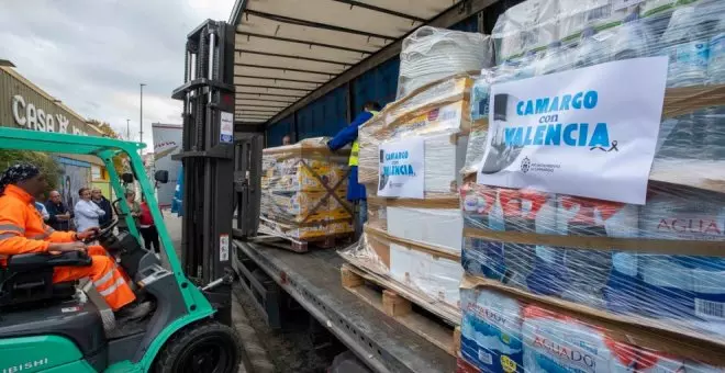 Enviado un tercer tráiler a Valencia con 20 toneladas de productos de primera necesidad