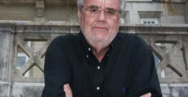 Manuel Gutiérrez Aragón, galardonado en los III Premios a la Investigación de Cine Español