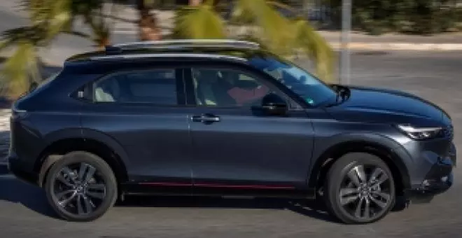 Este SUV híbrido japonés a la altura de Toyota está muy bien equilibrado y es también una compra inteligente