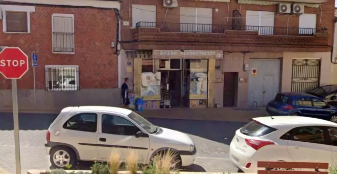 Un ladrón acuchilla a un hombre durante el atraco a una tienda de alimentación en un pueblo de Toledo