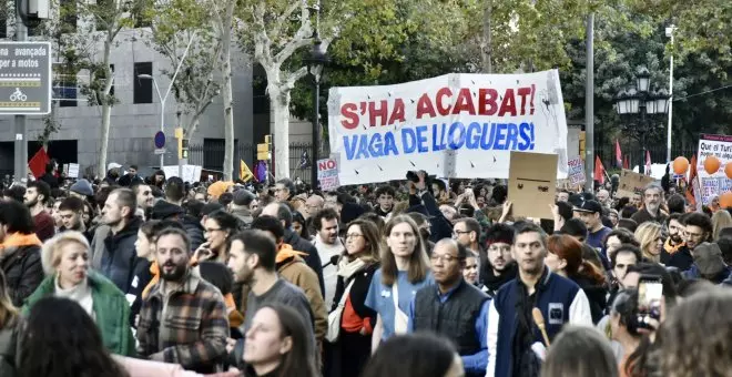 Una marea humana se manifiesta en Barcelona para exigir una rebaja de los alquileres