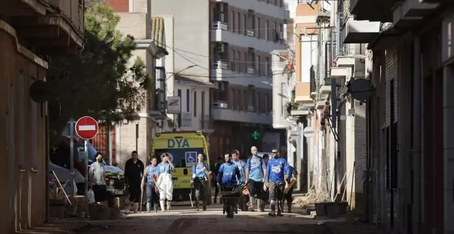 Muere un operario al derrumbarse un porche en el colegio Luis Vives de Massanassa