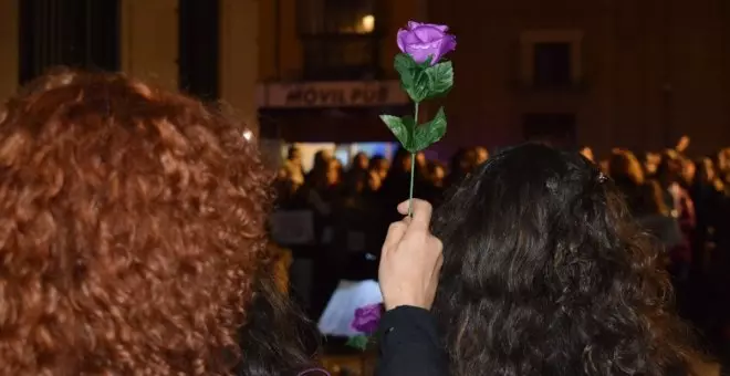 Las calles de Castilla-La Mancha se tiñen de violeta para clamar contra la violencia machista y el negacionismo