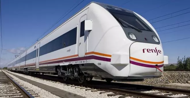 Dos muertos tras chocar el tren Alvia Madrid-Santander con un coche en un paso a nivel en Palencia