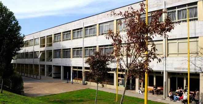 Un incendio en la Facultad de Medicina deja dos heridos