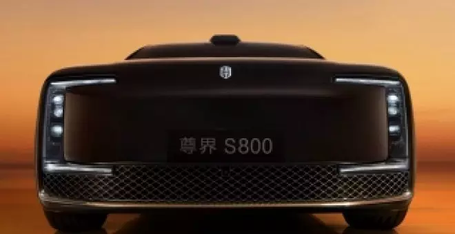 Huawei presenta su coche eléctrico de superlujo y 131.500 euros: un rival 'made in China' para Rolls Royce o Maybach