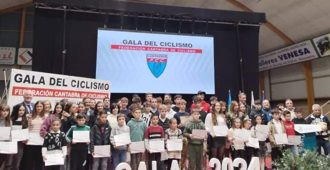 La Gala del Ciclismo Cántabro distingue a los corredores más destacados de la temporada