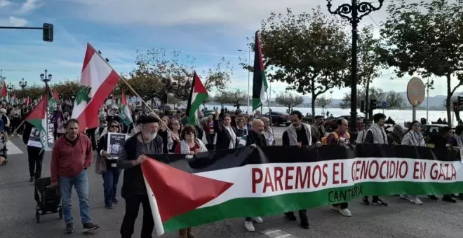 Cientos de personas se manifiestan en Santander en solidaridad con Palestina